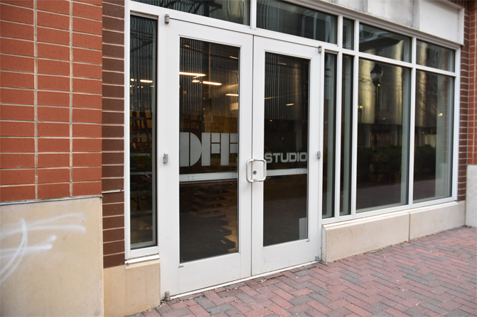 An outside view of the David Furman sculpture studio and exhibition space in uptown Charlotte, NC